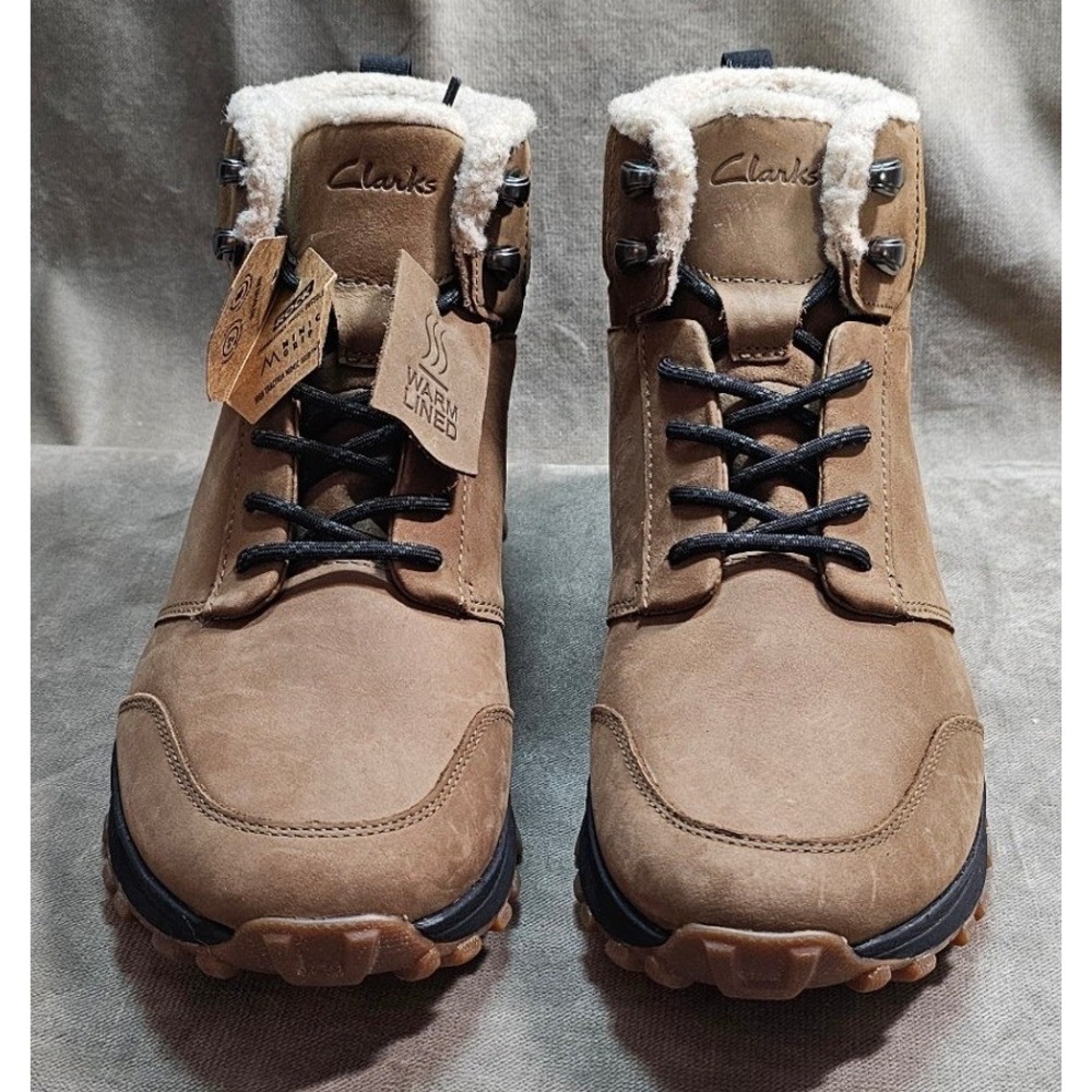 Clarks Mens ATL Trek Up Waterproof Boots Dark Sand Leather Warmlined NWOB Size 9